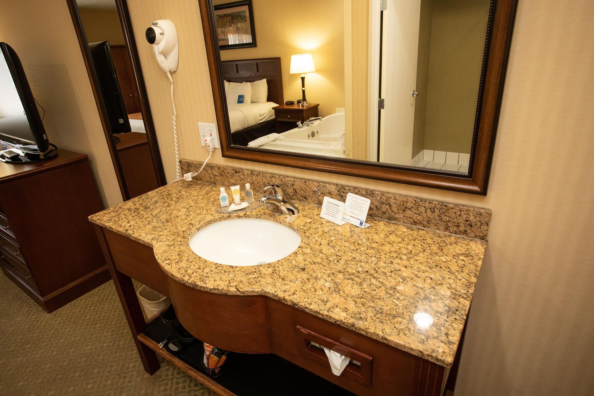 Comfort Inn Traverse City Ngoại thất bức ảnh