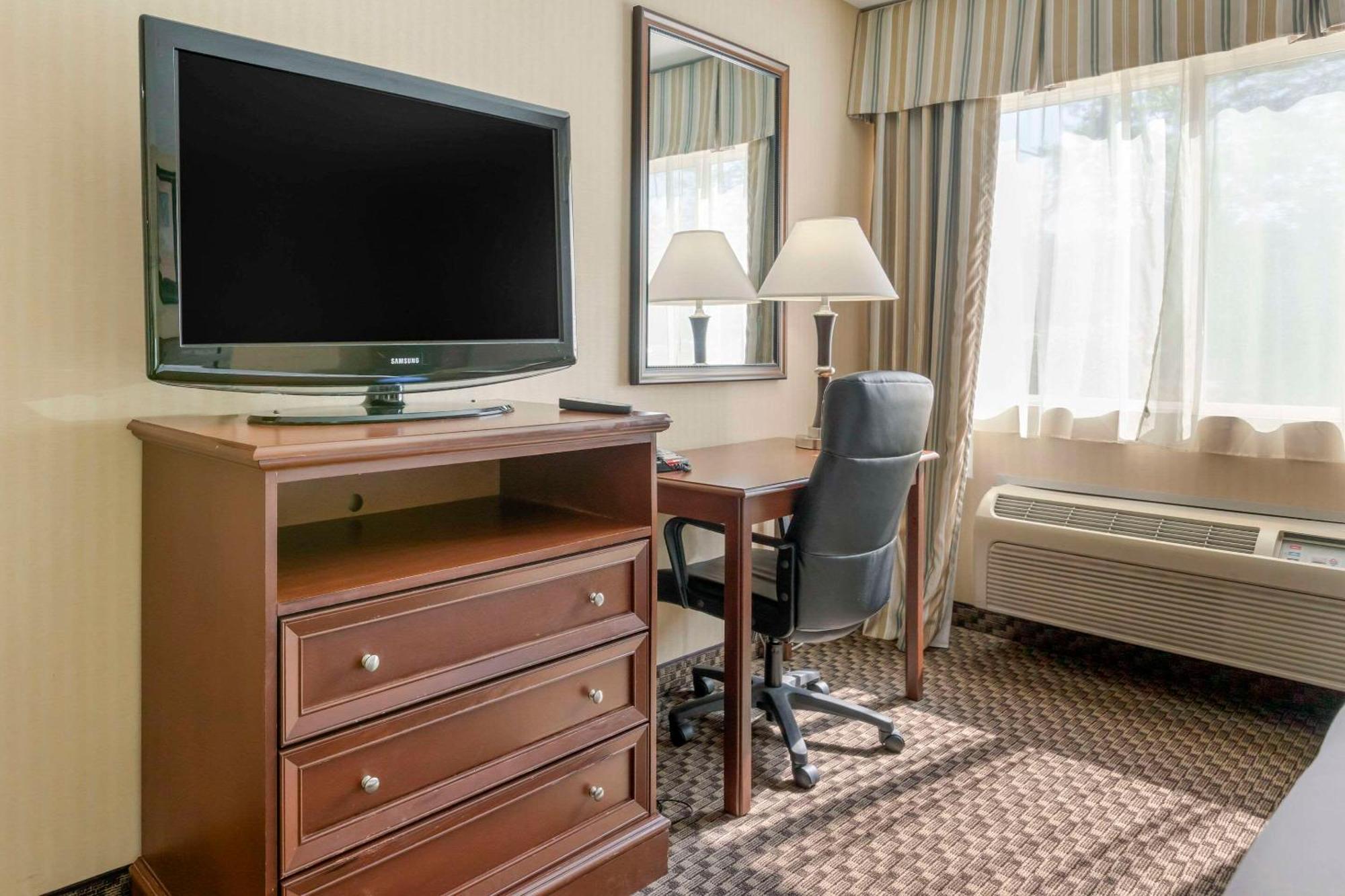 Comfort Inn Traverse City Ngoại thất bức ảnh
