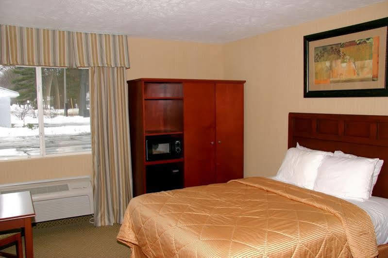 Comfort Inn Traverse City Ngoại thất bức ảnh